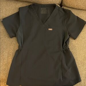 Figs Maternity Octavia V-Neck Scrub Top with Elastic Side Panels